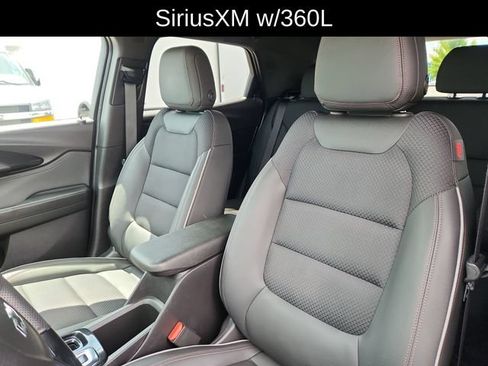 Used 2023 Chevrolet TrailBlazer RS w/ Technology Package FWD image 22