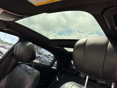 Used 2019 Mercedes-Benz S 560 Sedan w/ AMG Line Exterior image 26