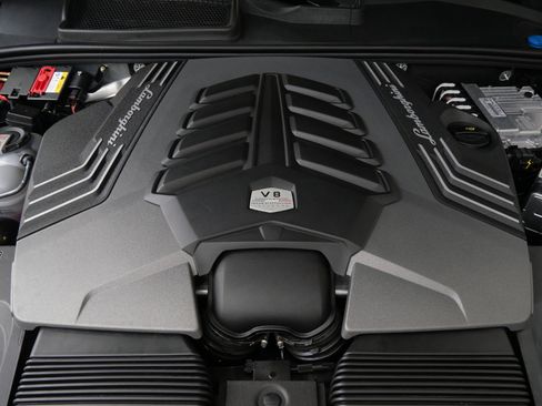Used 2023 Lamborghini Urus S AWD/4WD image 12