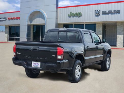 Used 2023 Toyota Tacoma SR AWD/4WD image 4