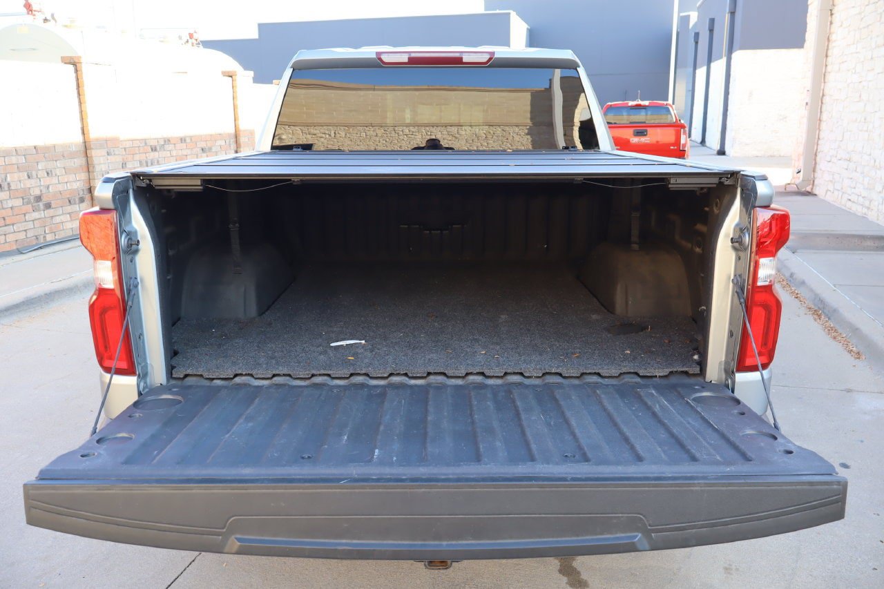 Used 2023 Chevrolet Silverado 1500 LTZ AWD/4WD image 28