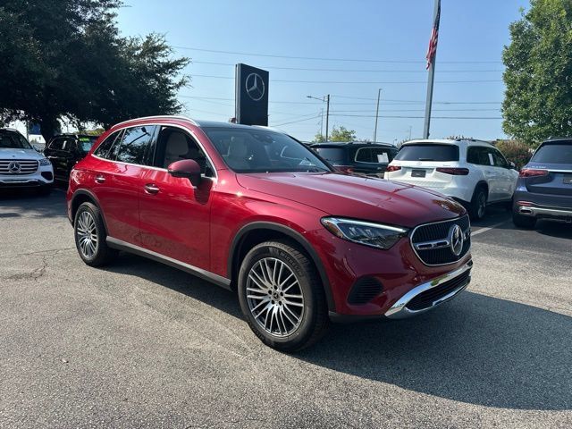 Used 2026 Mercedes-Benz GLC 300 image 7