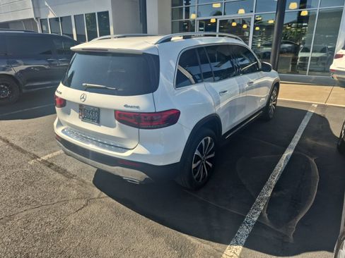 Used 2021 Mercedes-Benz GLB 250 4MATIC image 5