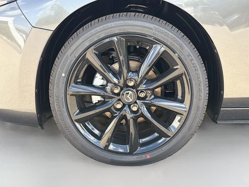 New 2026 MAZDA MAZDA3 2.5 S Hatchback w/ Premium Pkg FWD image 43
