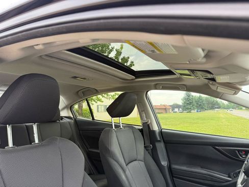 Used 2018 Subaru Impreza 2.0i Premium AWD/4WD image 34
