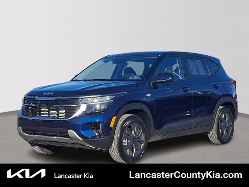 Used 2025 Kia Seltos LX image 1