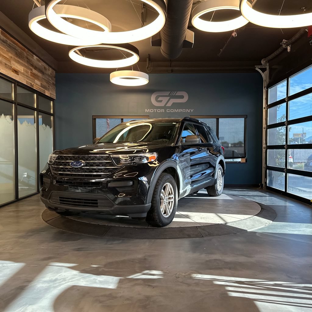 Used 2021 Ford Explorer XLT AWD/4WD image 7