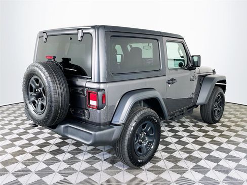 Used 2026 Jeep Wrangler Sport AWD/4WD image 9