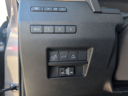 Used 2024 Lexus GX 550 w/ Accessory Package (2T) image 24