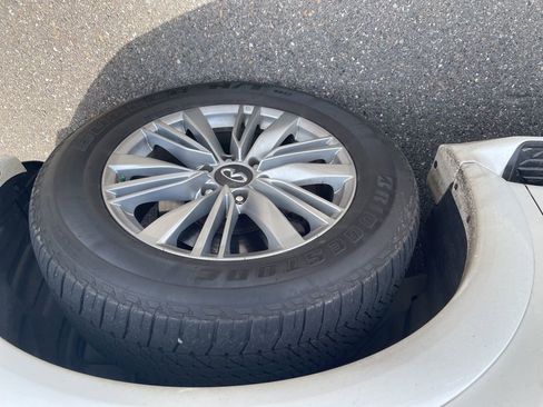 Used 2019 INFINITI QX80 Luxe w/ Proassist Package image 3