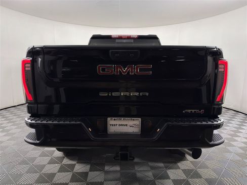 New 2026 GMC Sierra 2500 AT4 w/ AT4 Premium Plus Package AWD/4WD image 5