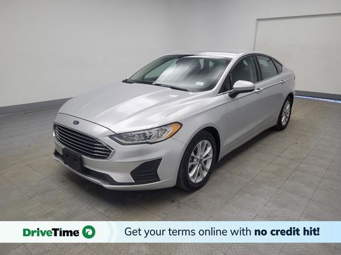 Used 2019 Ford Fusion SE image 1