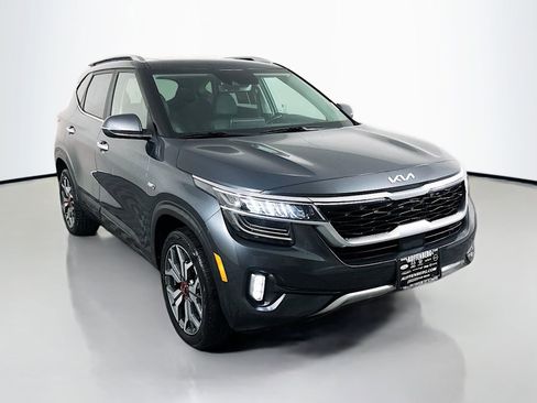 Used 2023 Kia Seltos SX w/ SX Sunroof Package AWD/4WD image 1