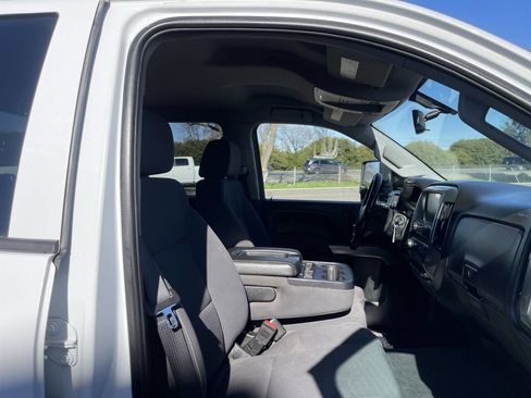 Used 2019 Chevrolet Silverado 2500 LT image 39