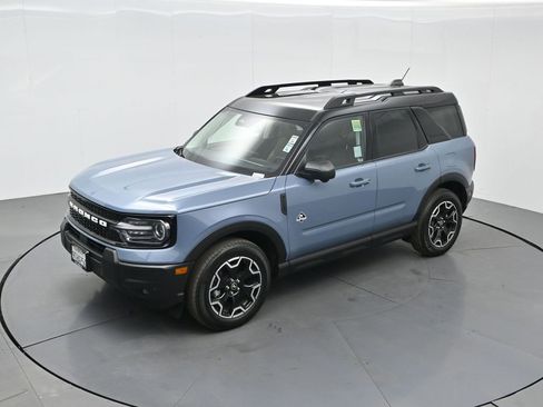 Used 2025 Ford Bronco Sport Outer Banks w/ Outer Banks Tech Package+ image 52