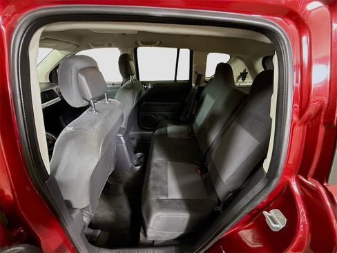 Used 2015 Jeep Compass Sport w/ Power Value Group image 13