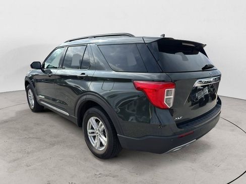 Used 2024 Ford Explorer XLT w/ Equipment Group 202A AWD/4WD image 7
