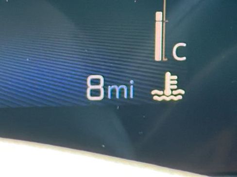 New 2025 Chevrolet TrailBlazer ACTIV w/ Driver Confidence Package FWD image 7