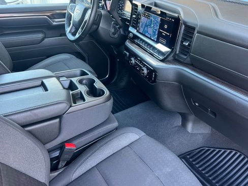 Used 2025 Chevrolet Silverado 3500 LT w/ Safety Package AWD/4WD image 15