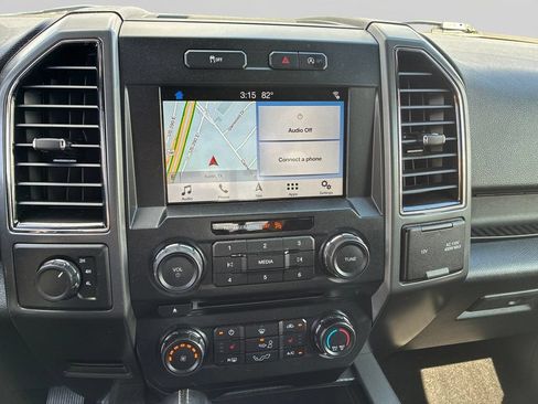 Used 2018 Ford F150 XLT w/ Equipment Group 302A Luxury AWD/4WD image 13