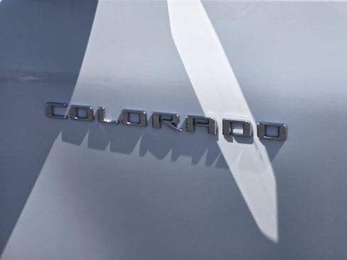 Used 2025 Chevrolet Colorado Trail Boss AWD/4WD image 33