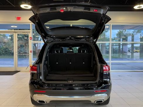Used 2023 Mercedes-Benz GLB 250 4MATIC image 38