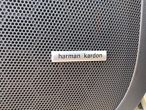 Used 2025 Subaru Ascent Bronze Edition image 18