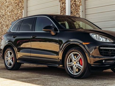 Used 2012 Porsche Cayenne Turbo AWD/4WD image 45