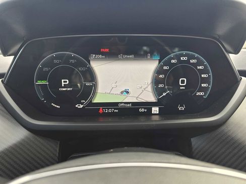 Used 2022 Audi e-tron GT Prestige image 28