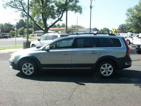 Used 2013 Volvo XC70 3.2 Premier Plus AWD/4WD image 2