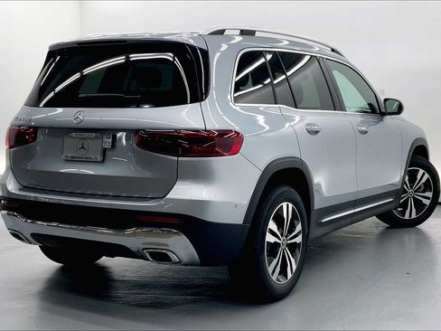 Used 2026 Mercedes-Benz GLB 250 image 7