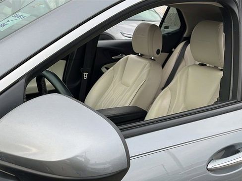 Used 2024 Buick Encore GX Avenir w/ Avenir Convenience Package image 29