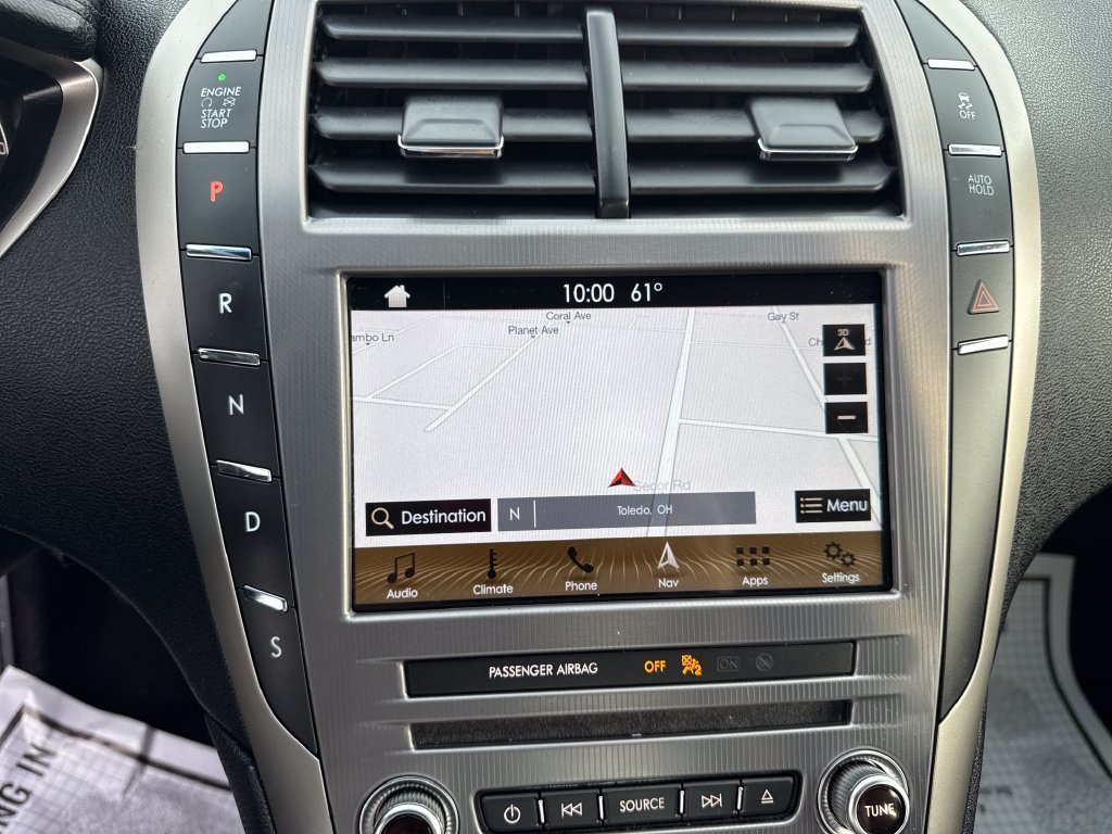 Used 2017 Lincoln MKZ Reserve FWD image 34