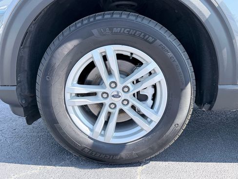 Used 2021 Ford Explorer XLT w/ Equipment Group 202A image 36