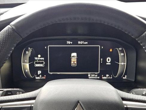 Used 2025 Mitsubishi Outlander SEL FWD image 9