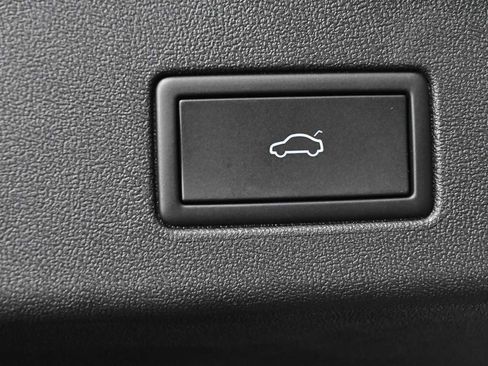 Certified 2023 Volkswagen ID.4 Pro S Plus AWD/4WD image 11
