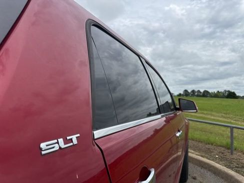 Used 2013 GMC Acadia SLT AWD/4WD image 14
