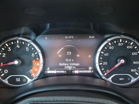 Used 2018 Jeep Renegade Limited w/ UConnect 8.4 Nav Group image 34