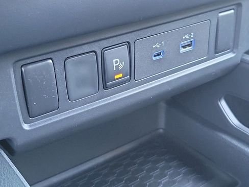 New 2026 Nissan Frontier SV w/ Tow Package image 9