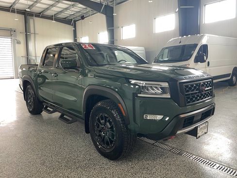 Used 2024 Nissan Frontier PRO-4X w/ Pro Premium Package AWD/4WD image 2