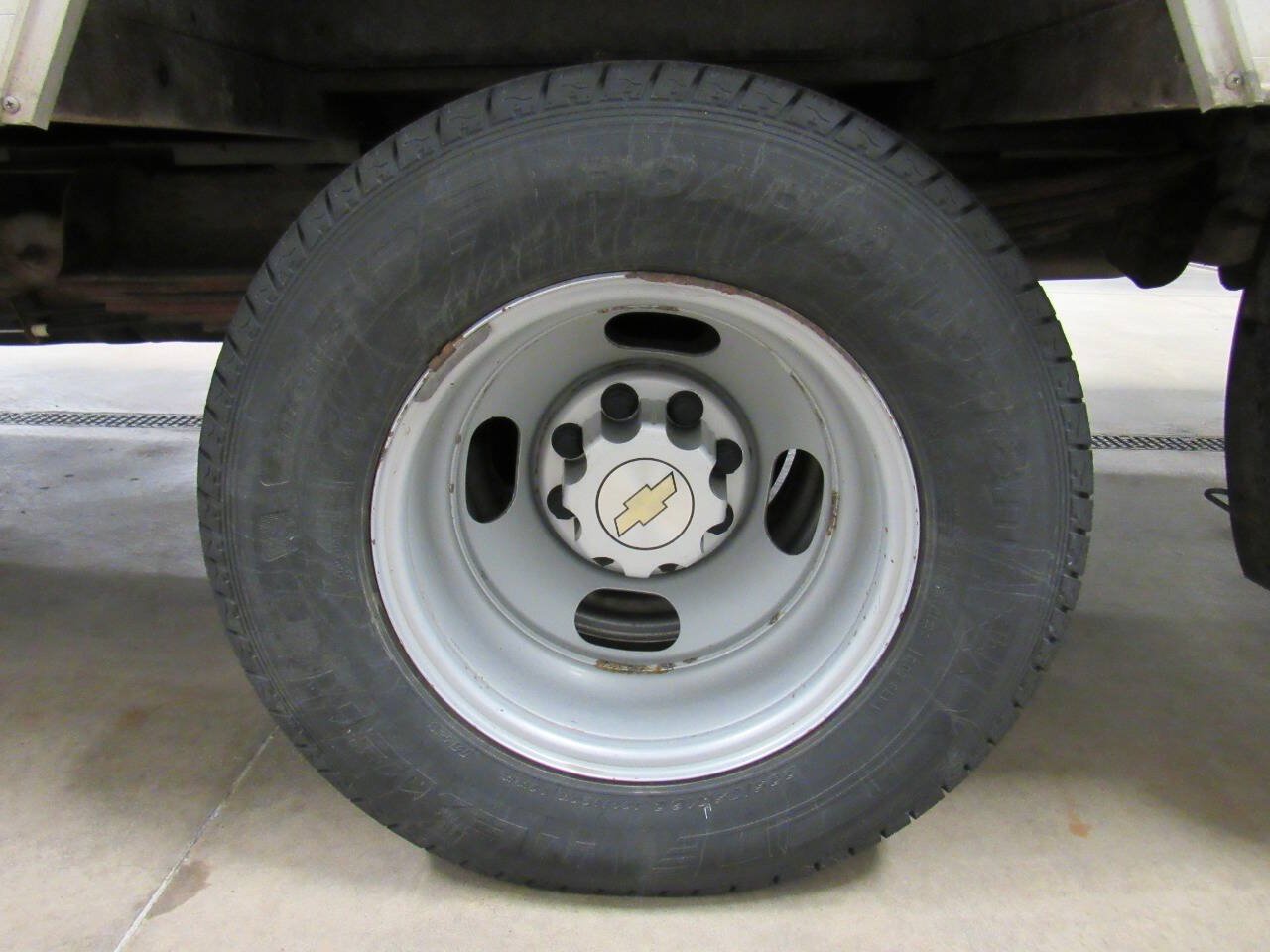 Used 2020 Chevrolet Express 3500 w/ Power Convenience Package RWD image 12