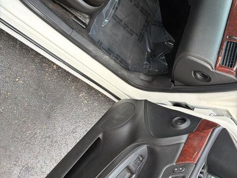 Used 2008 Chevrolet Impala LT w/ Luxury Edition Package image 26