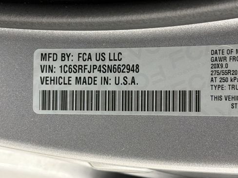 Used 2025 RAM 1500 Laramie AWD/4WD image 28
