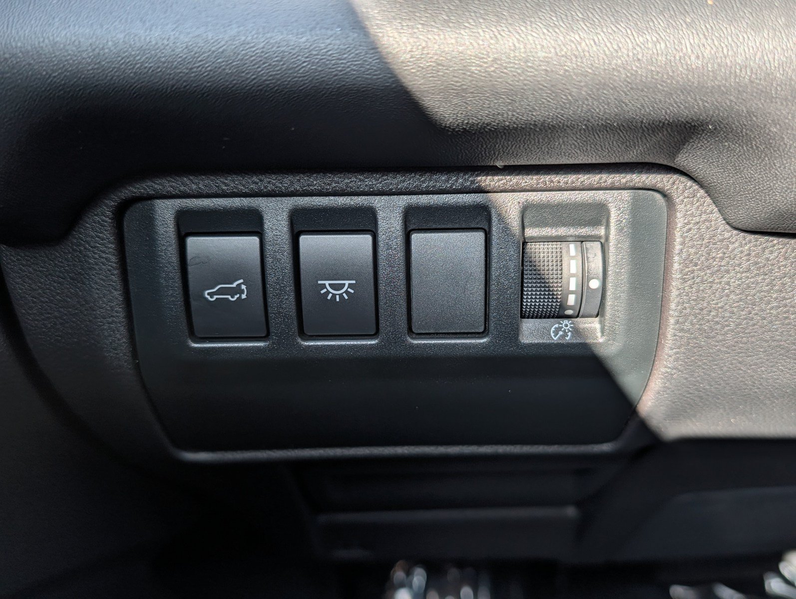 Used 2024 Subaru Ascent Limited w/ Technology Package AWD/4WD image 33