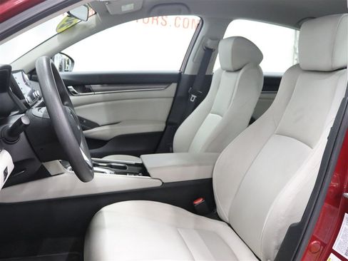 Used 2018 Honda Accord LX image 12