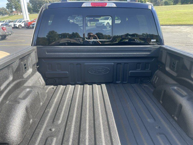 Used 2024 Ford F150 Lariat w/ Bed Utility Package AWD/4WD image 4