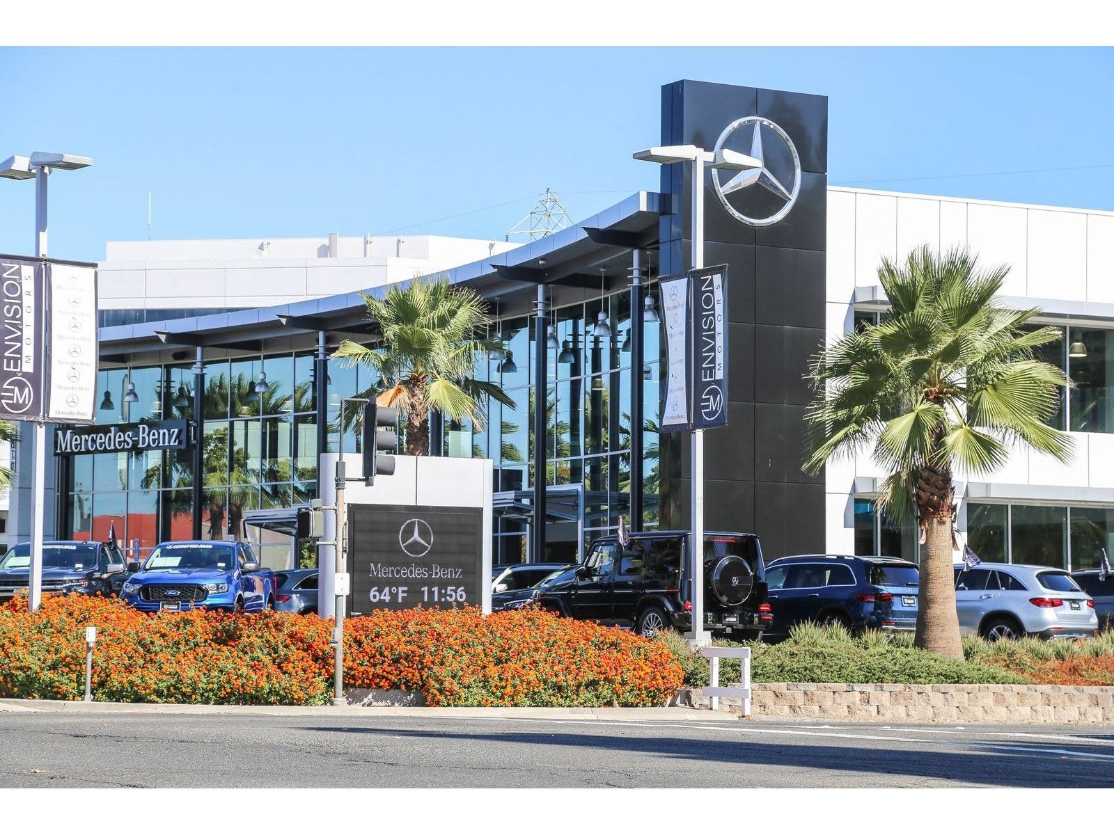 Used 2024 Mercedes-Benz GLC 43 AMG 4MATIC image 30