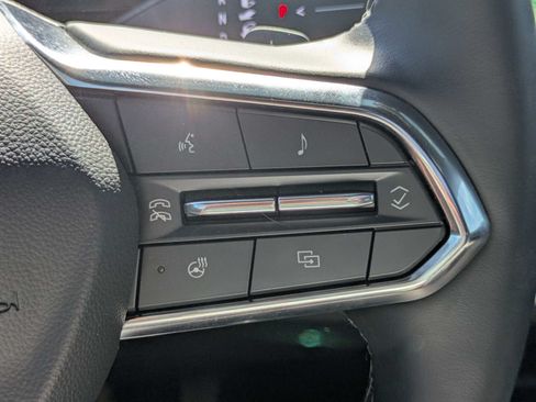 Used 2025 Chevrolet Equinox LT w/ Convenience Package II FWD image 29