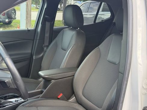 Used 2023 Buick Encore GX Preferred w/ Cold Weather Comfort Package AWD/4WD image 16
