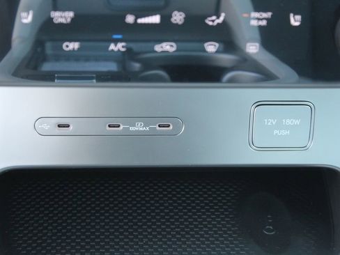 New 2026 Hyundai Ioniq 9 SE image 27